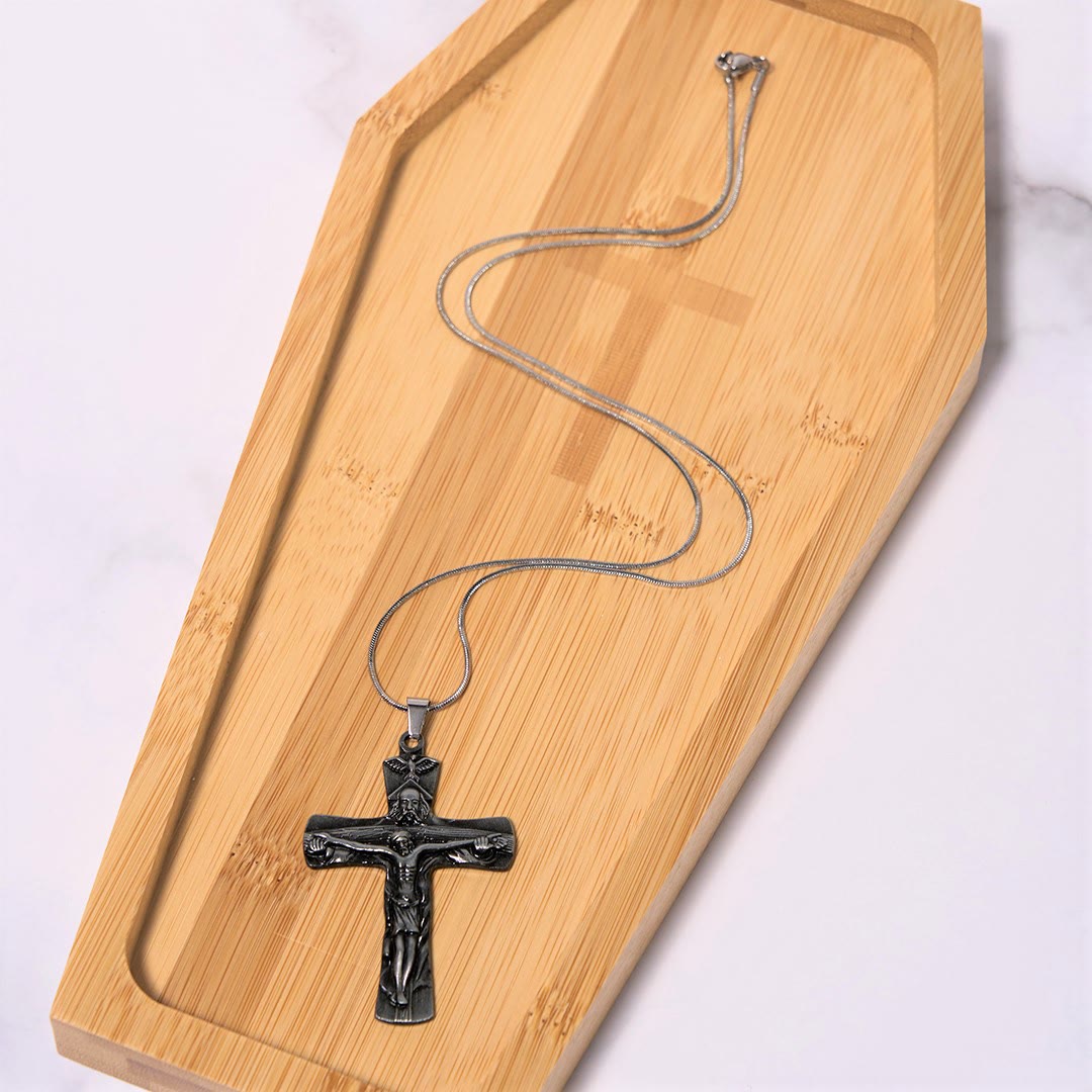 Collar con Dije de la Cruz de la Trinidad, Padre, Hijo y Espíritu Santo Estilo Clásico