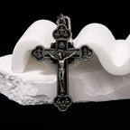 Collar de Fe con Dije Crucifijo de Aleación Multicolor Artesanal Estilo Clásico