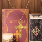 Collar de Fe con Dije Crucifijo de Aleación Multicolor Artesanal Estilo Clásico
