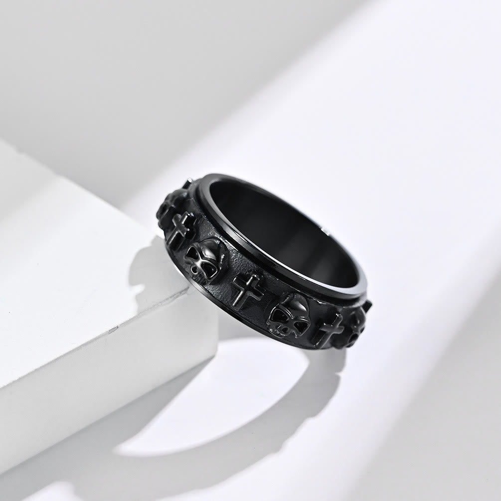 Anillo Giratorio de Acero de Titanio con Cruz y Calavera Estilo Moderno