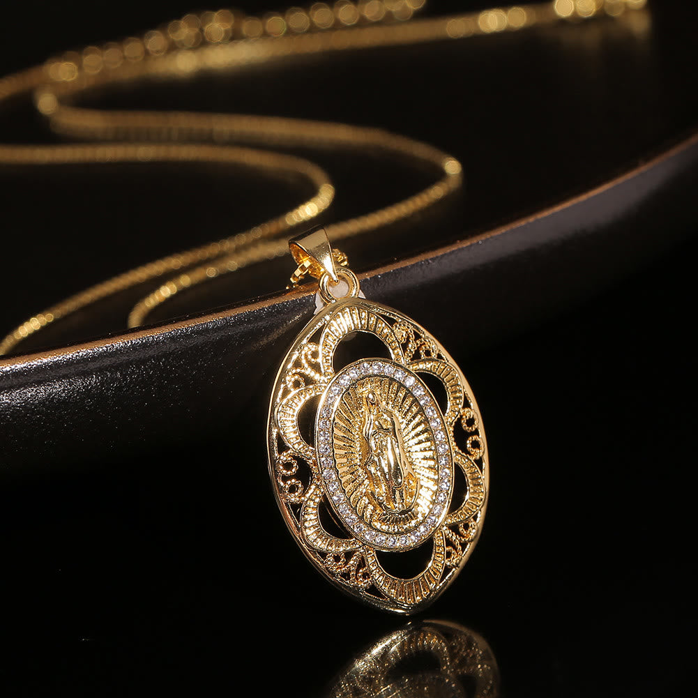 Collar de Fe Sagrada Ovalado de la Virgen de Guadalupe Estilo Moderno
