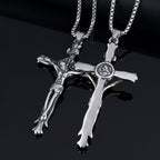 Collar de Fe Sagrada con Cruz Crucifijo de Jesús y Placa INRI Estilo Clásico