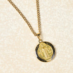 Collar con Dije de Fe y Protección Símbolo de San Benito en 2 Colores Estilo Retro