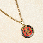 Collar con Dije de Fe y Protección Símbolo de San Benito en 2 Colores Estilo Retro