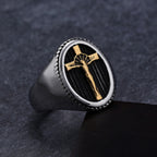 Anillo de Titanio con Crucifijo Sencillo Estilo Retro: Protección y Fuerza