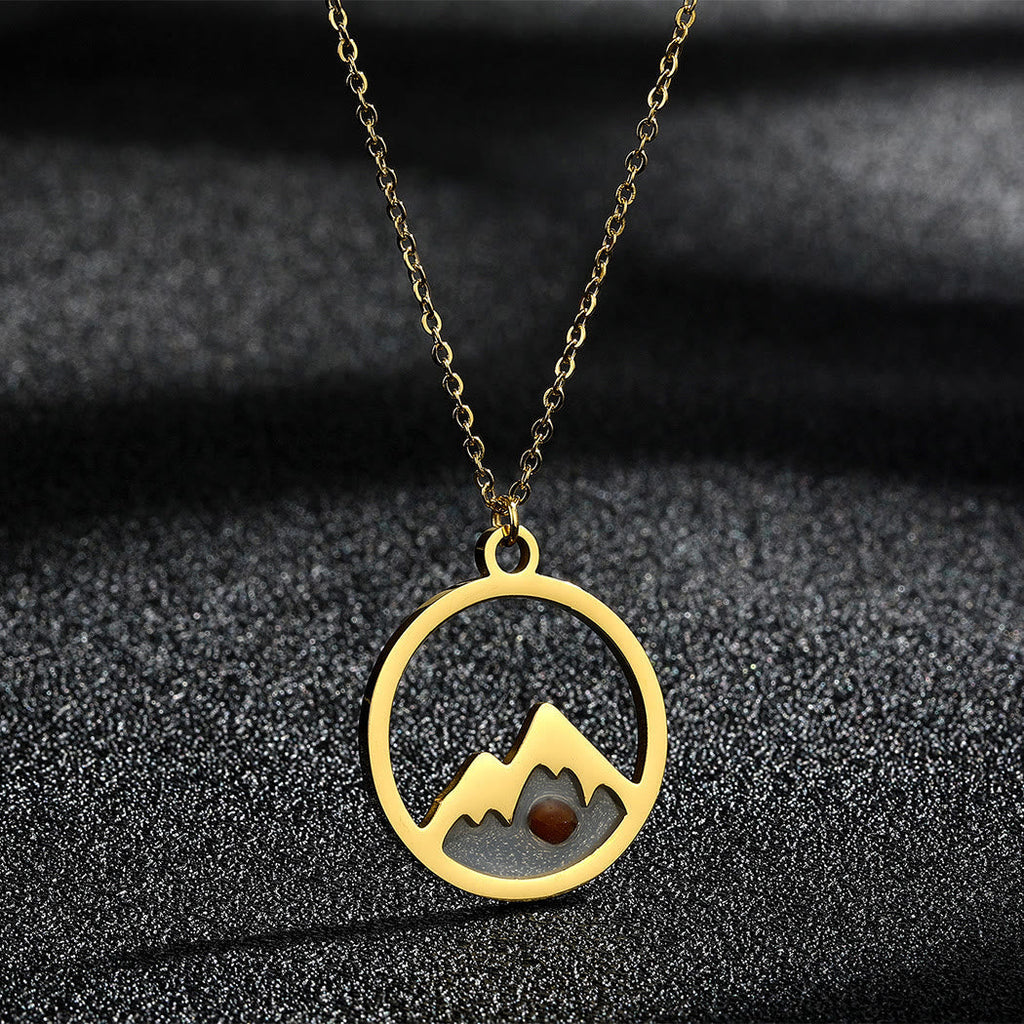 Collar con Dije de Fe Semilla de Mostaza y Montaña Estilo Moderno