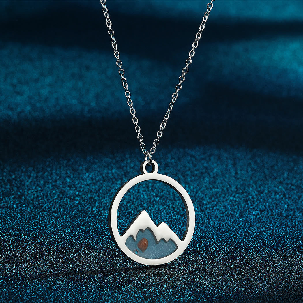 Collar con Dije de Fe Semilla de Mostaza y Montaña Estilo Moderno