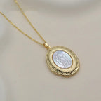 Collar con Dije Relicario de la Virgen de Guadalupe Estilo Clásico