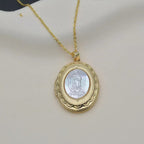 Collar con Dije Relicario de la Virgen de Guadalupe Estilo Clásico