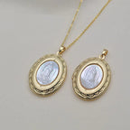 Collar con Dije Relicario de la Virgen de Guadalupe Estilo Clásico