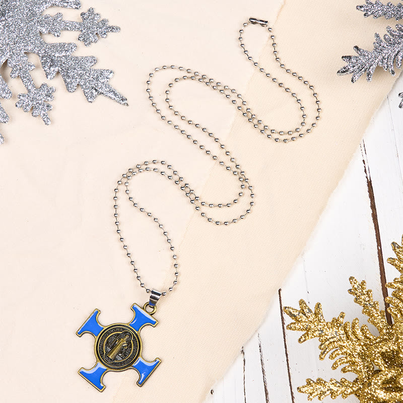 Collar con Dije de Protección Cruz de San Benito Estilo Clásico