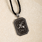 Collar de Oración y Protección con Dije de San Jorge y el Dragón Estilo Clásico