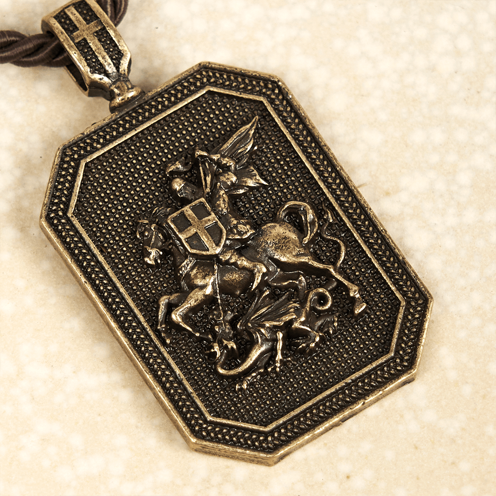 Collar de Oración y Protección con Dije de San Jorge y el Dragón Estilo Clásico