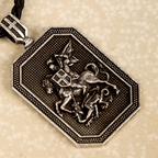 Collar de Oración y Protección con Dije de San Jorge y el Dragón Estilo Clásico