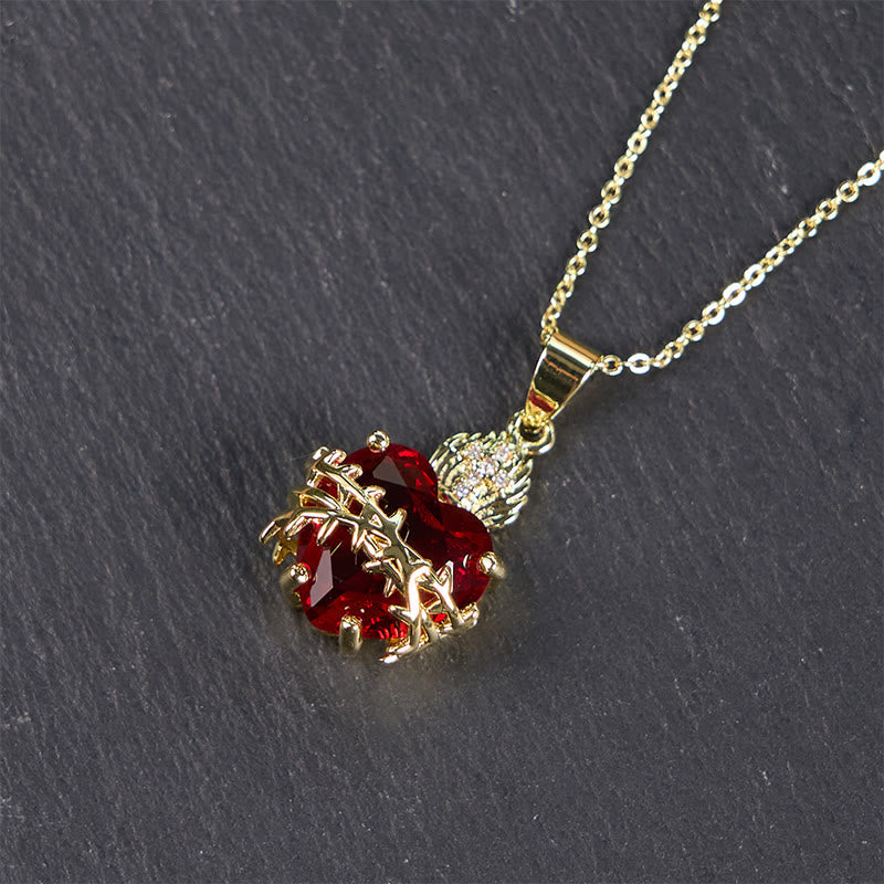 Collar con Dije del Sagrado Corazón de Jesús con Gemas Rojas Estilo Moderno