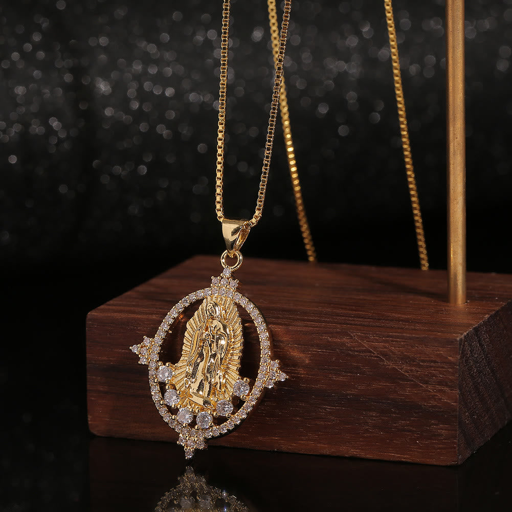 Collar con Dije de Gemas de la Virgen de Guadalupe Estilo Lujo