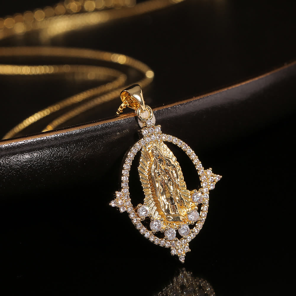Collar con Dije de Gemas de la Virgen de Guadalupe Estilo Lujo