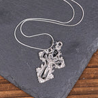 Collar con Dije de Fe Crucifijo Cruz de Jesús en 4 Colores Estilo Clásico