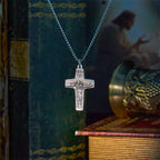 Collar con Dije de Jesús y Sus Ovejas "El Buen Pastor" Estilo Retro