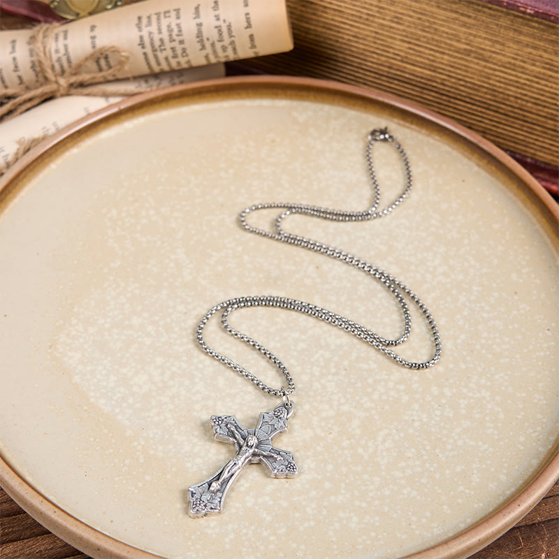 Collar con Dije Crucifijo de Jesús con Hojas de Vid y Patrón Retro Exclusivo