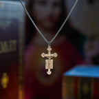 Collar con Dije de Bendición Crucifijo de Jesús con Ángeles de Diseño Exclusivo