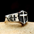 Anillo de Fe de Acero Inoxidable con Cruz Grabada Estilo Retro Minimalista