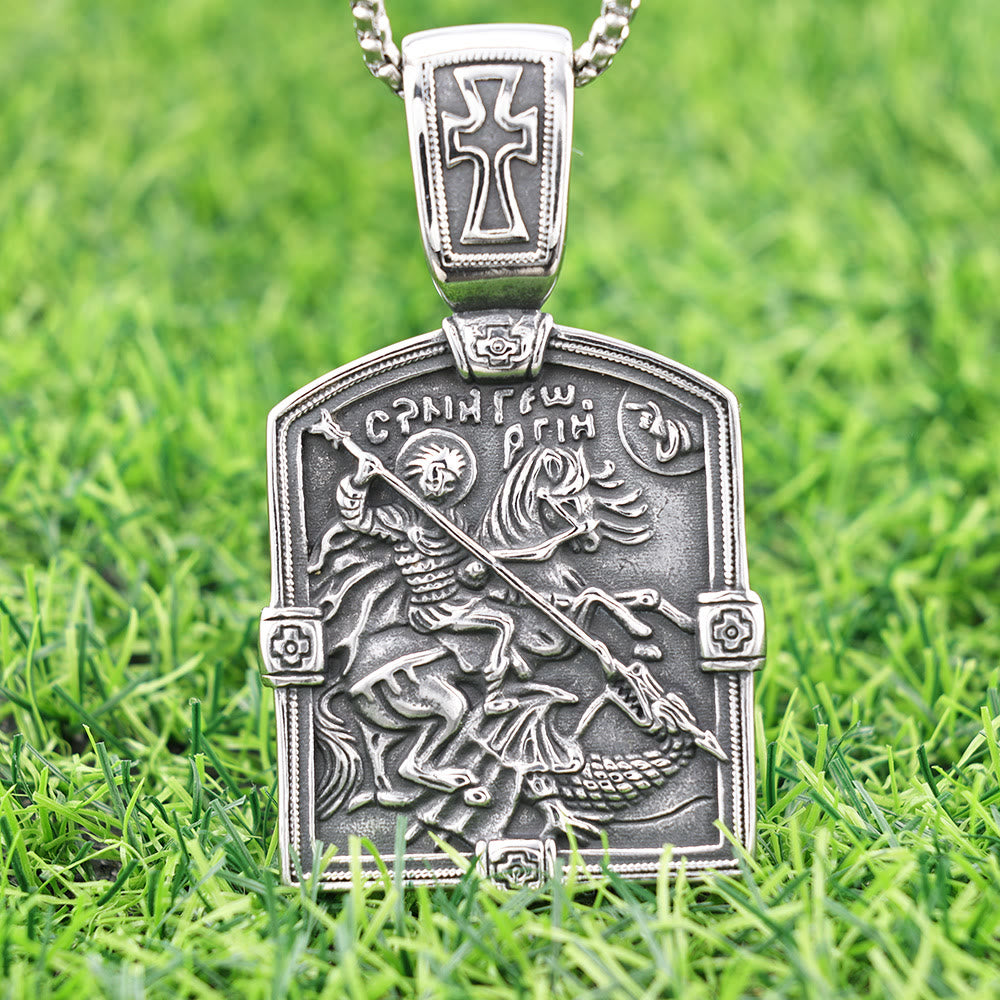Collar de San Jorge Venciendo al Dragón - Símbolo de Valor y Protección Divina
