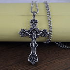Collar Crucifijo Ornamentado - Símbolo Profundo de Devoción y Fe Eterna