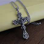 Collar Crucifijo Ornamentado - Símbolo Profundo de Devoción y Fe Eterna