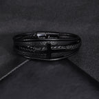 Pulsera Ancha de Cuero Negro con Cruz