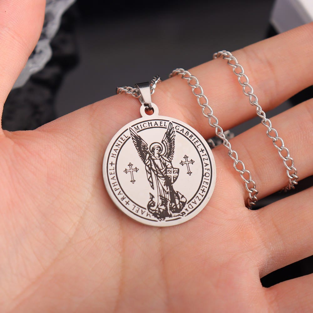 Collar con Medallón de San Miguel Arcángel - Conecta con los Guardianes Celestiales