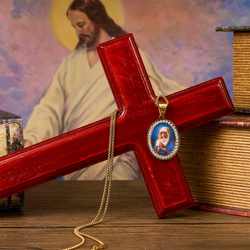 Collar "Virgen Ruega por Nosotros" - Santa María en Oración, Símbolo Profundo de Devoción