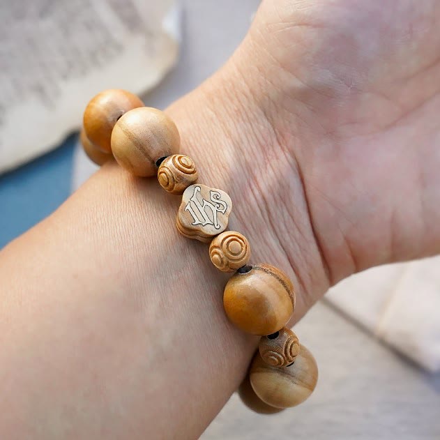 Pulsera Elástica Portátil de Rosario de Rosas en Madera de Olivo
