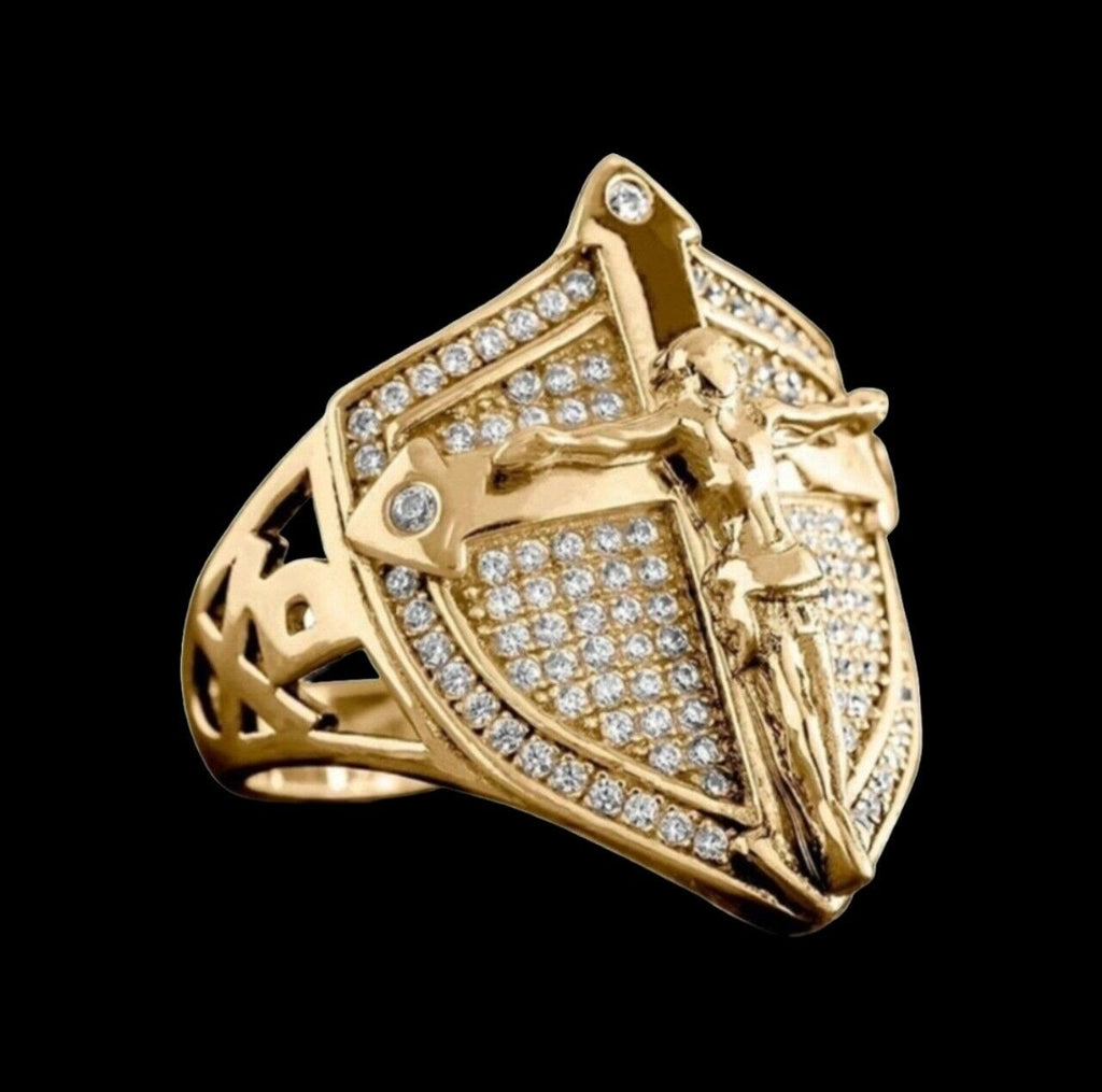 Anillo de Lujo Crucifijo Escudo Divino: Testimonio Firme de Fe y Devoción