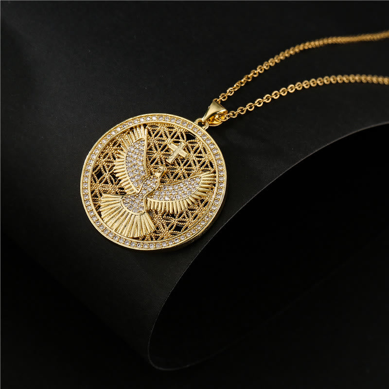 Collar Brillante de la Paloma del Espíritu Santo: Símbolo Radiante de Fe