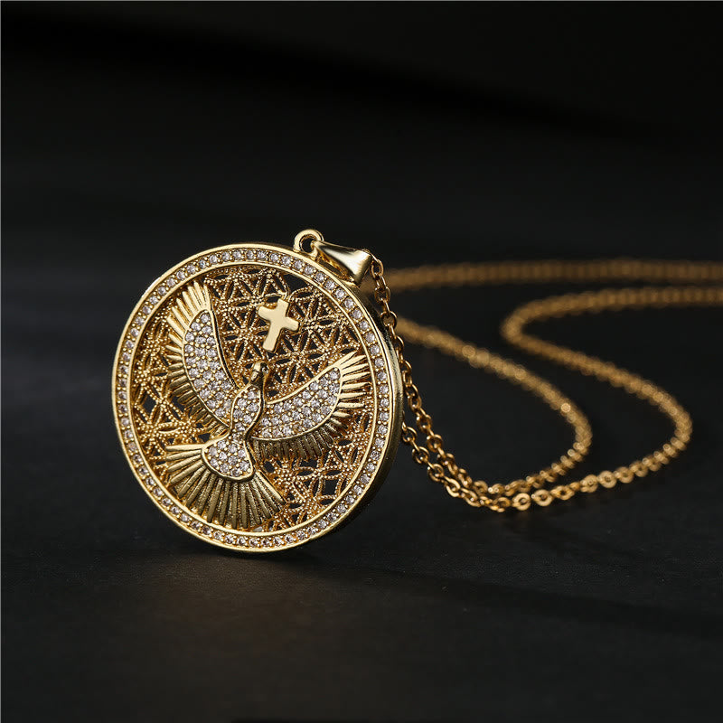 Collar Brillante de la Paloma del Espíritu Santo: Símbolo Radiante de Fe