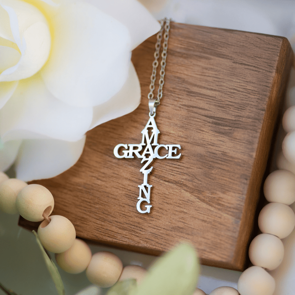 Collar de Cruz "SUBLIME GRACIA": Testimonio del Amor Divino