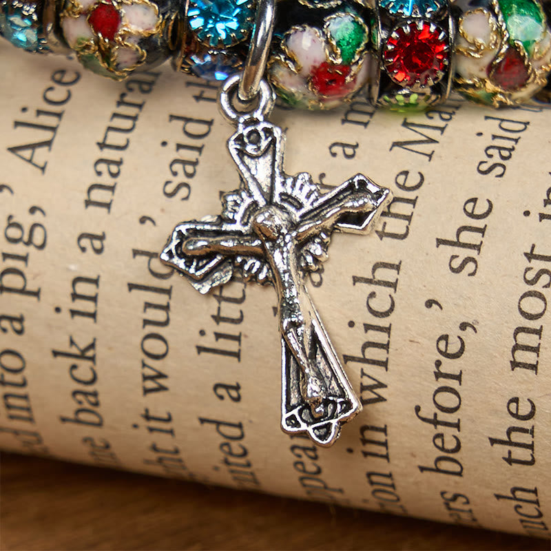 Pulsera de Fe Eterna con Cuentas Artesanales de Cloisonné: Testimonio de la Presencia de Cristo