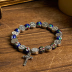 Pulsera Artesanal de Bendición Divina con Cuentas de Cloisonné Azul: Símbolo de Fe
