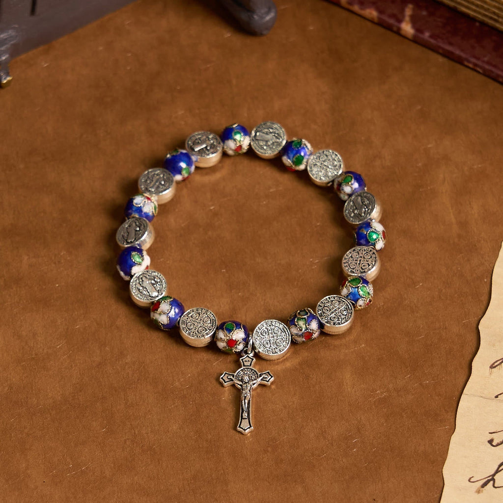 Pulsera Artesanal de Bendición Divina con Cuentas de Cloisonné Azul: Símbolo de Fe