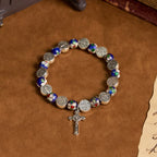 Pulsera Artesanal de Bendición Divina con Cuentas de Cloisonné Azul: Símbolo de Fe