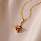 Collar de Cruz de Amor Moderno y Minimalista: Fusión de Diseño Contemporáneo y Simbolismo Eterno