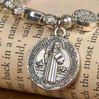 Pulsera de Rosa con Crucifijo de San Benito: Accesorio Cristiano Eterno de Fe Diaria