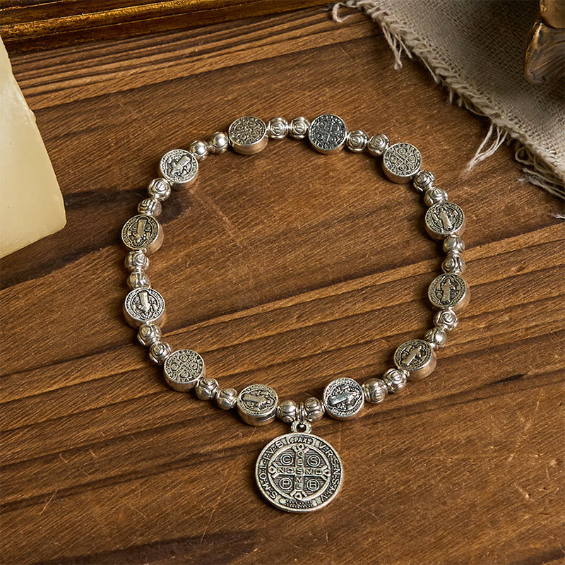 Pulsera de Rosa con Crucifijo de San Benito: Accesorio Cristiano Eterno de Fe Diaria