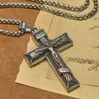 Collar con Dije Crucifijo Estilo Retro Clásico: Emblema de Fe