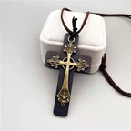 Collar Vintage de Cruz Doble de Madera y Metal