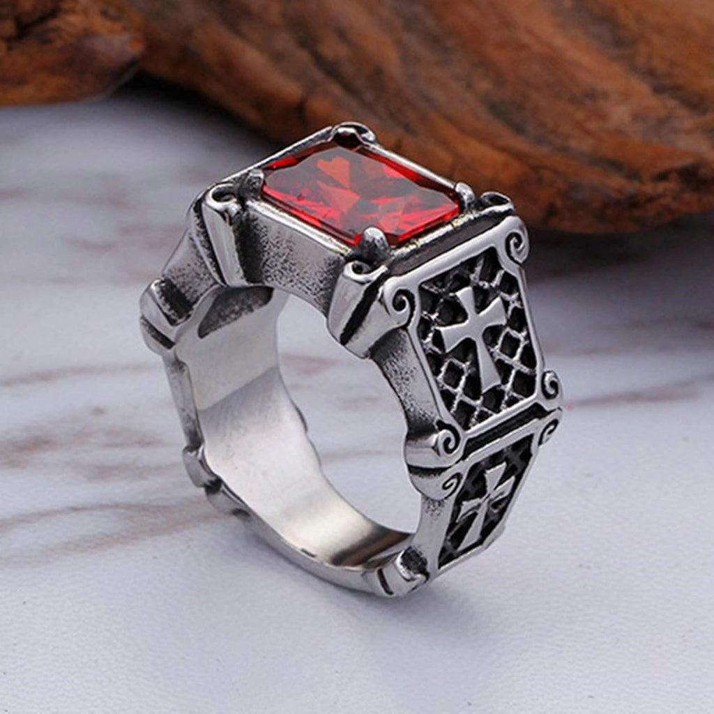 Anillo de Pareja con Cruz de Gemas Rojas y Negras: Símbolo de Fe y Estilo