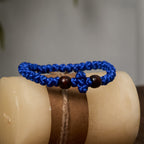 Pulsera de Cordón con Nudo de Cruz Azul y Negro: Señal de Fe