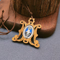 Collar Vintage de Medalla Milagrosa en Madera de Olivo: Emblema Eterno de Gracia Divina