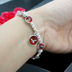 Pulsera de Cuentas de Rosa y Cruz con Espíritu Santo en Esmalte: Símbolo de Protección Bendita